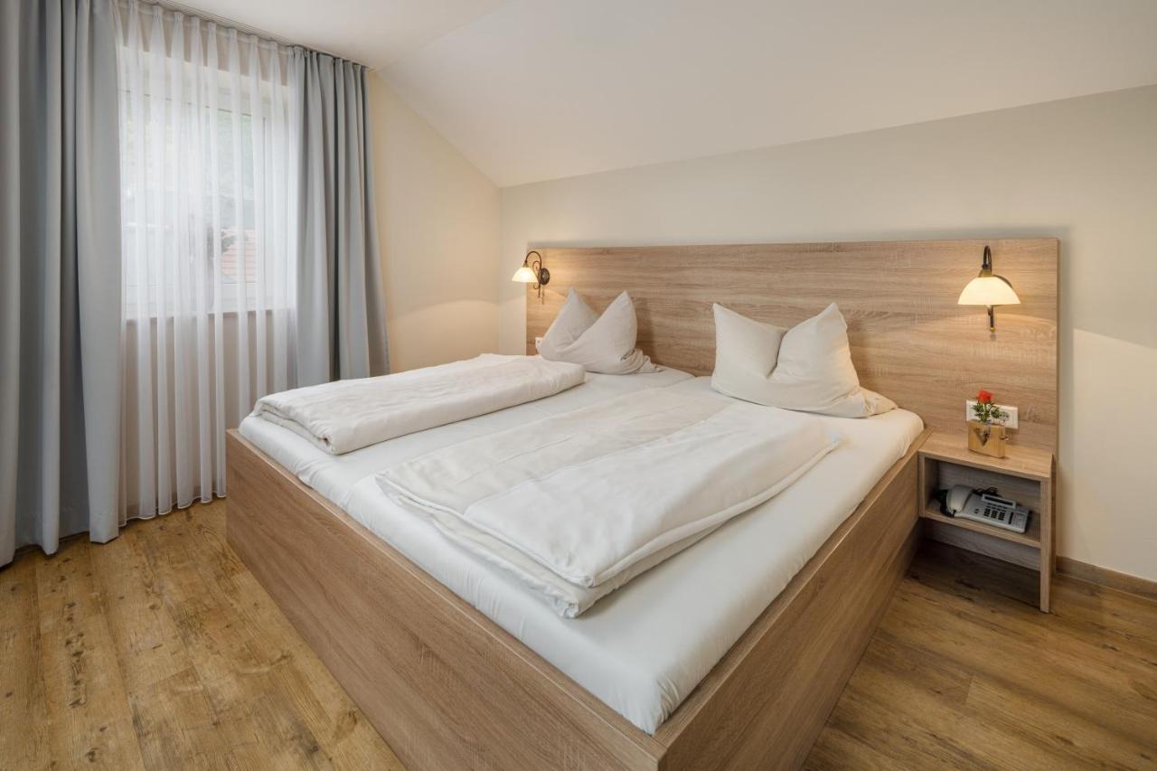 Hotel Zur Post Bad Abbach Rum bild