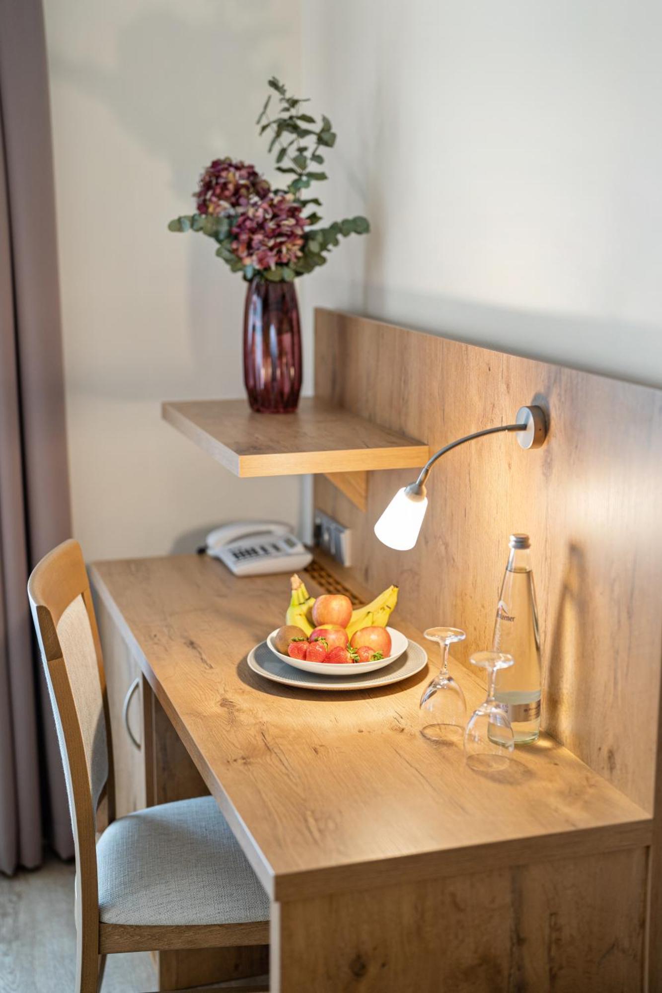 Hotel Zur Post Bad Abbach Rum bild